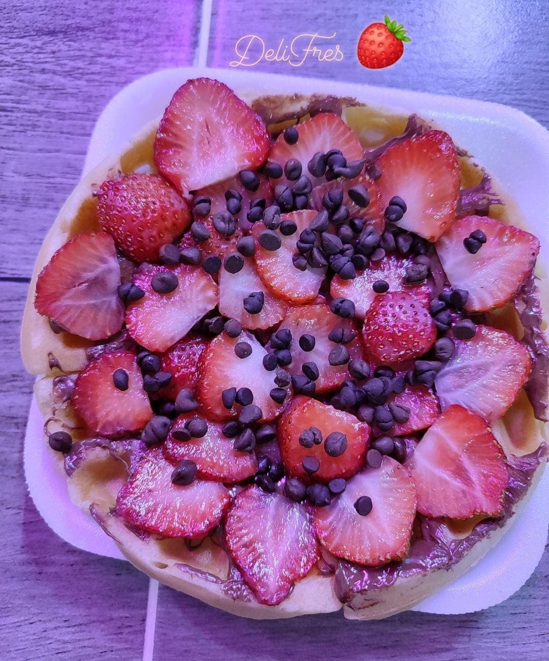 Waffles con Fruta