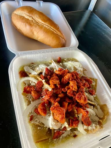 Chilaquiles con Cecina Enchilada