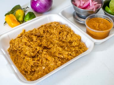 1/2 Kilo de Chochinina Pibil+ 2 CocaCola 600ml