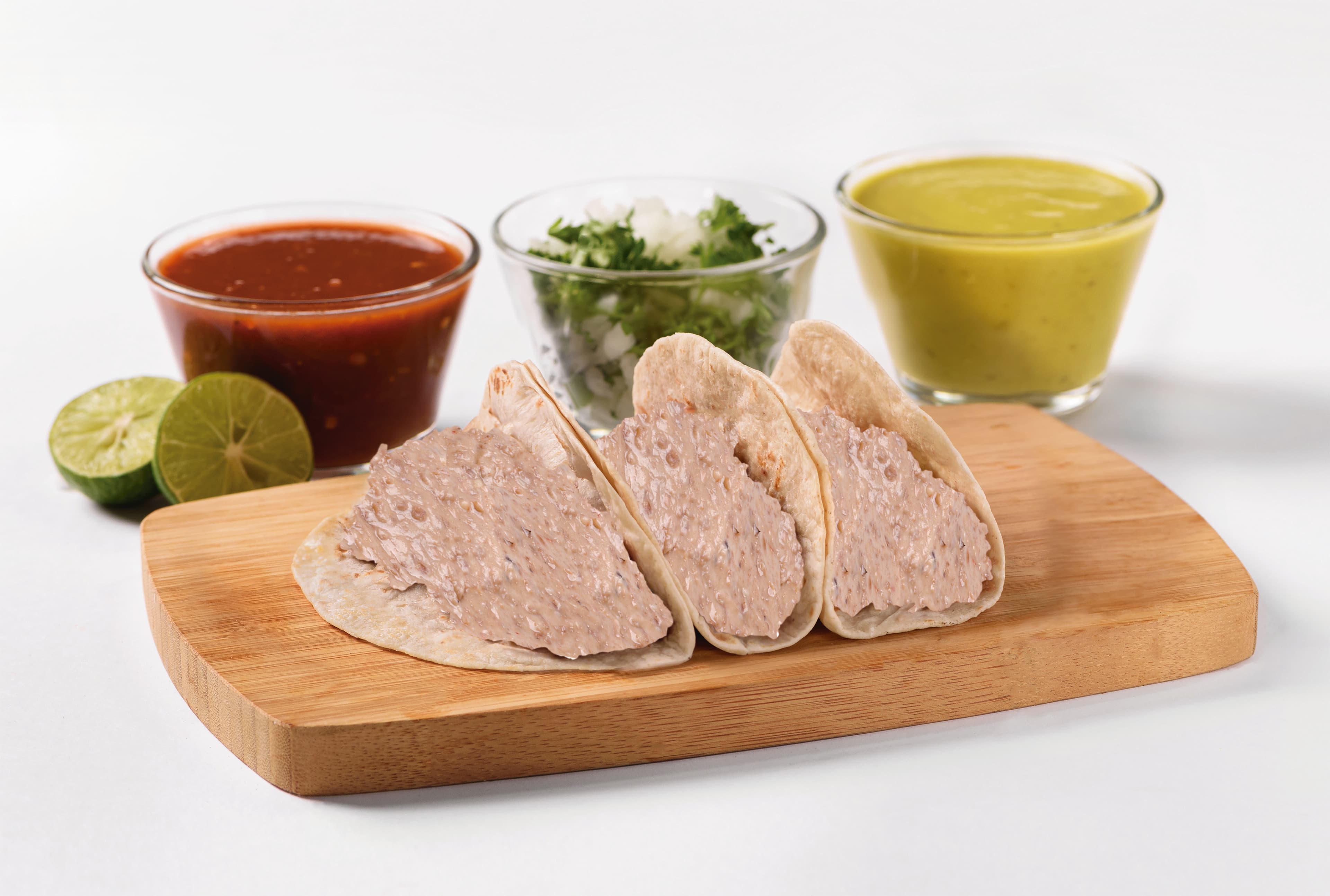 Taco de Frijoles con Asadero