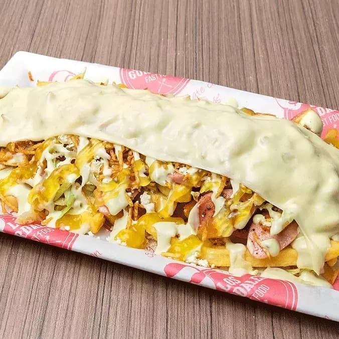 Salchipapales Mercedes Benz