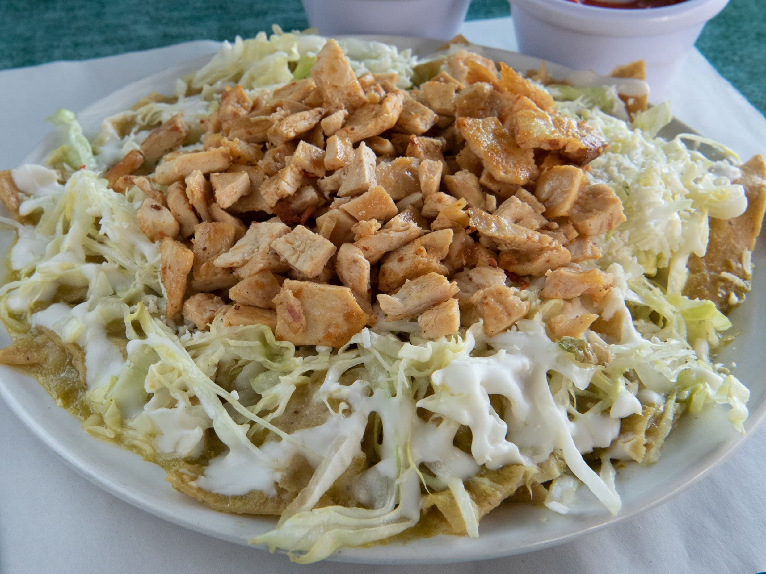 Chilaquiles de Pechuga Asada