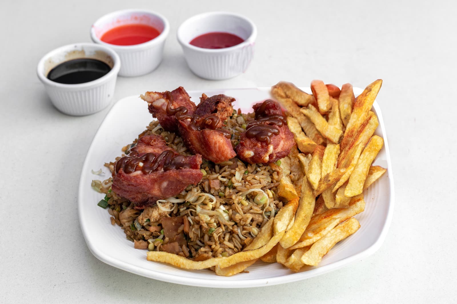 Combo Personal Arroz Oriental, Costilla