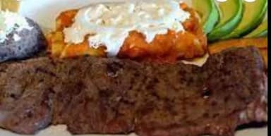 Carne con Enchiladas