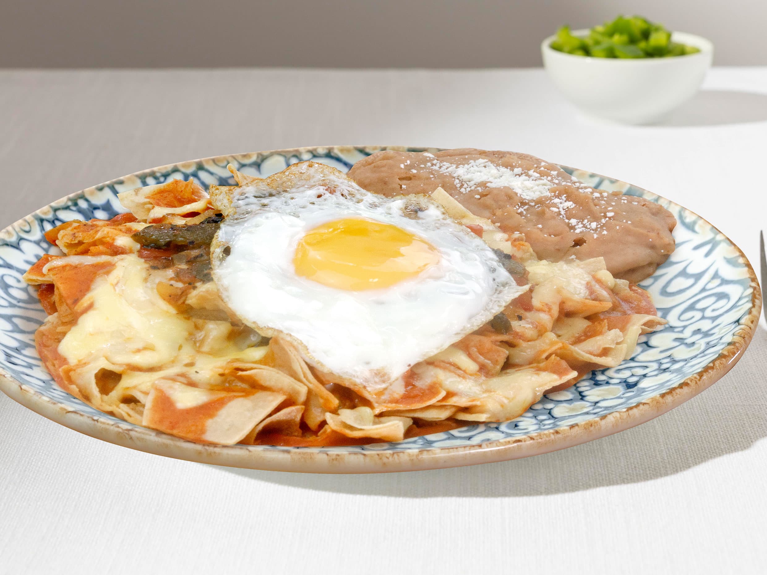 Chilaquiles con Huevo