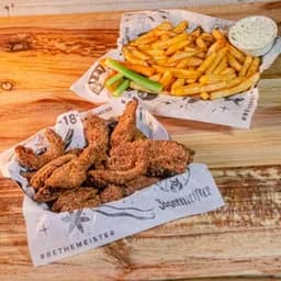 Happy Wings (Niquia)