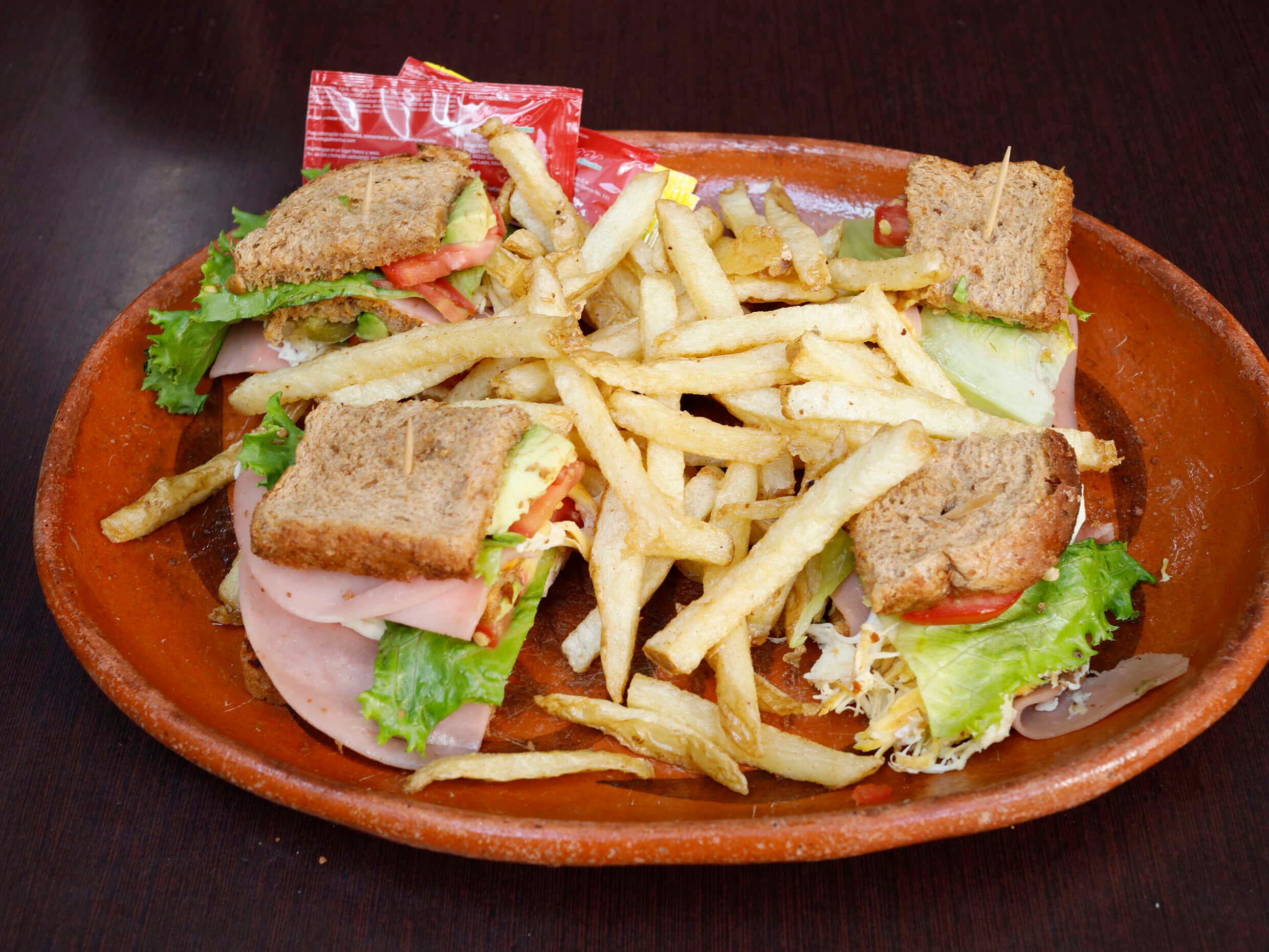 CLUB SANDWICH