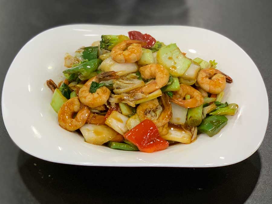 Tallarín Saltado con Langostinos