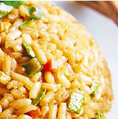 28. Arroz Frito con Pollo