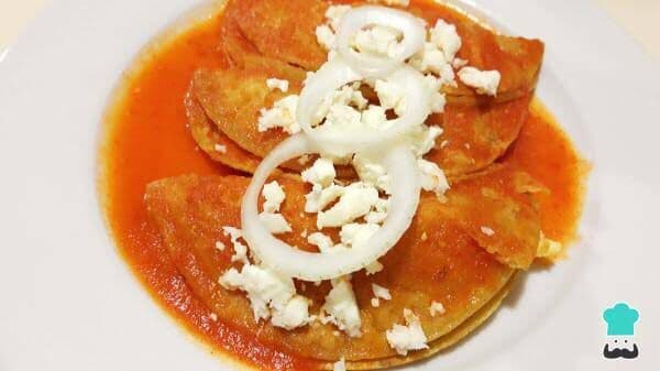 Entomatadas Con Carne o Huevo Estrellado