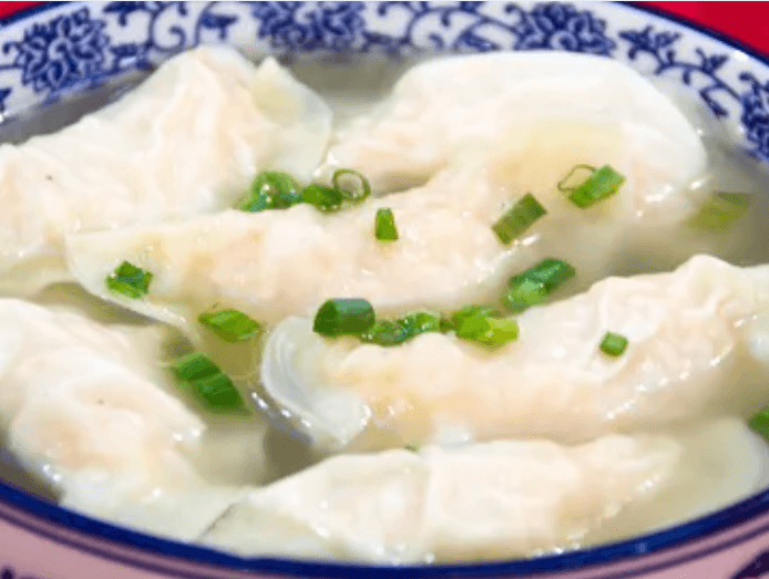 Sopa Suicao de Langostino con Tallarín