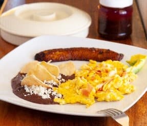 Huevos con Jamón