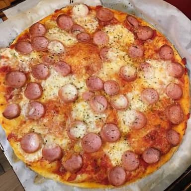 Pizza Carnes Frías