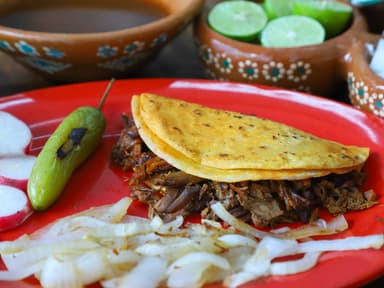 Taco de Birria con Queso