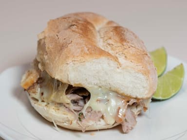 TORTA ARABE CON QUESO