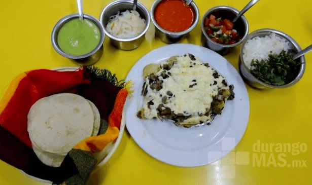 Papa con Champiñones y Queso