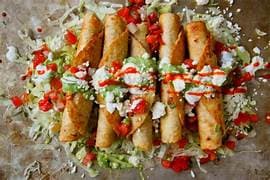 Tacos Dorados de Pollo