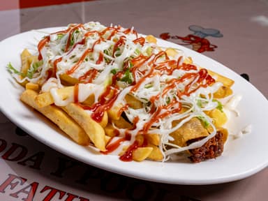 Súper Taco de Res con Papas
