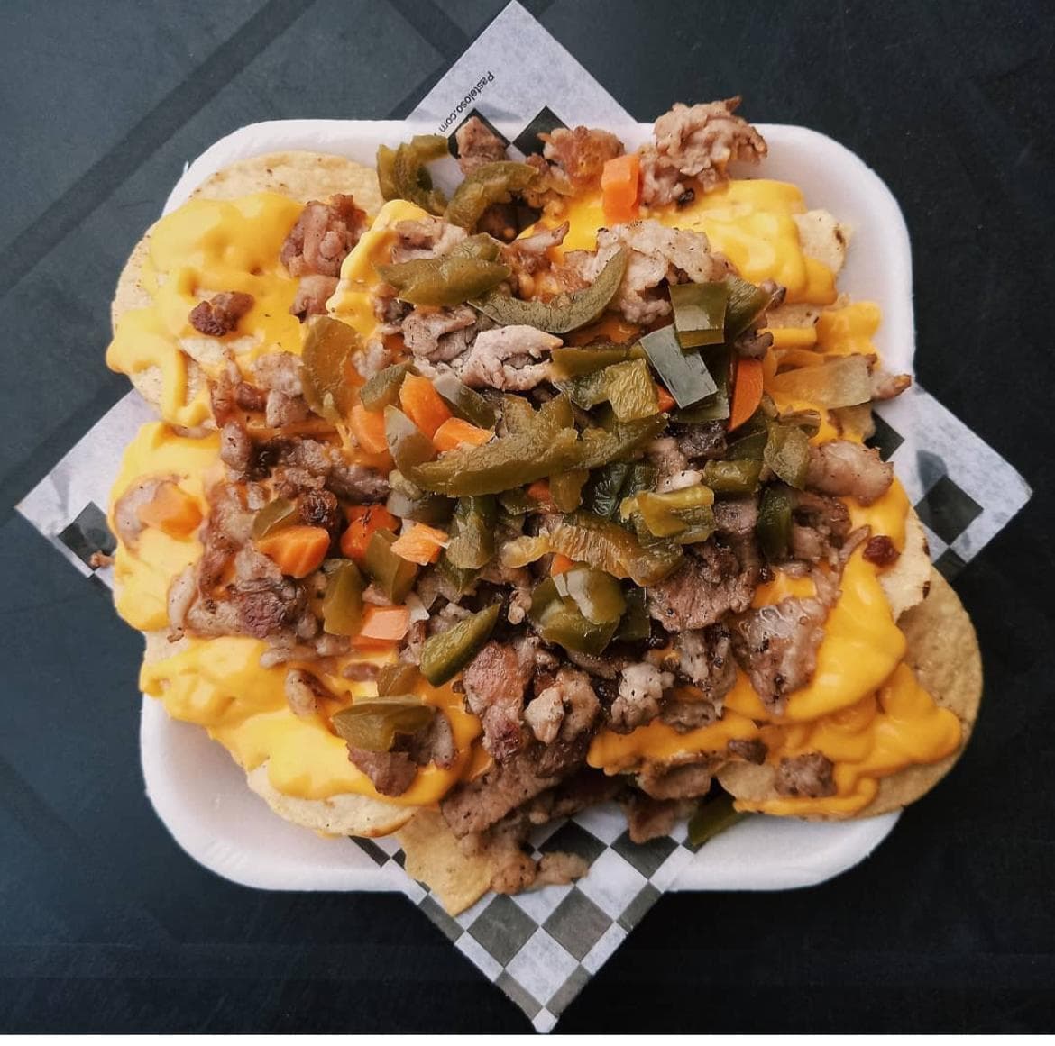 Nachos con suadero