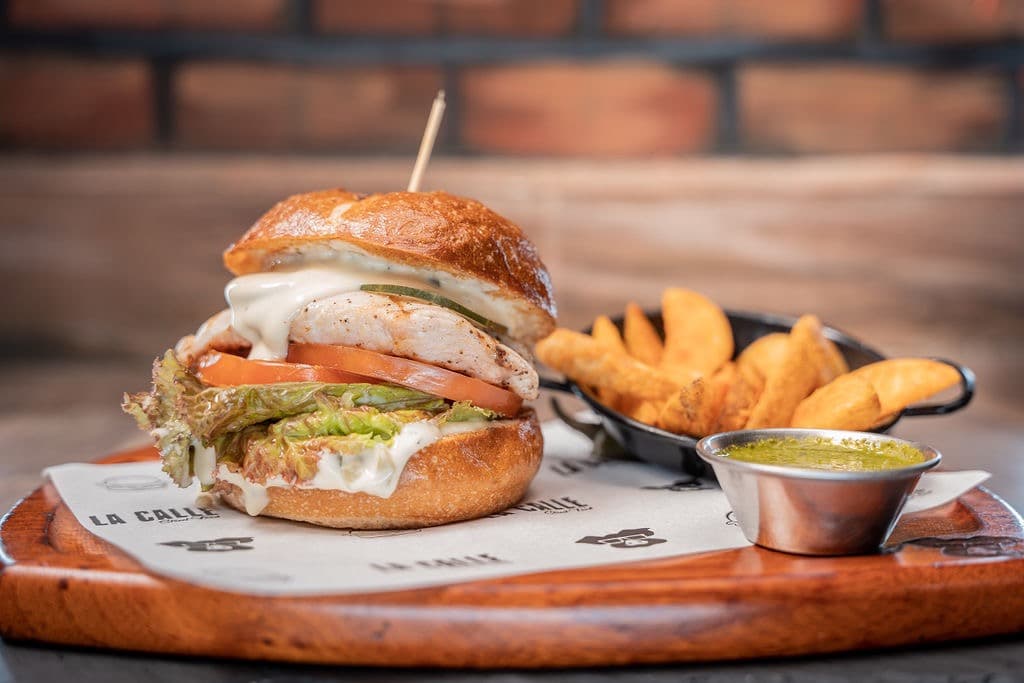 Hamburguesa La Chicken Callejera