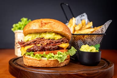 Combo Hamburguesa Krusty mechuda + papas + bebida