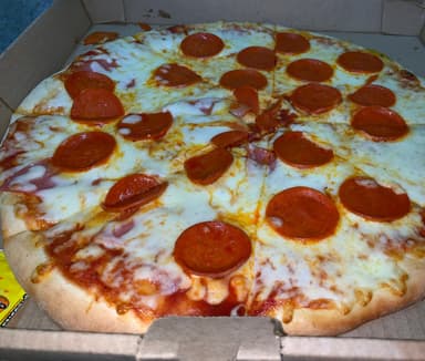 PIZZA GRANDE DE PEPPERONI