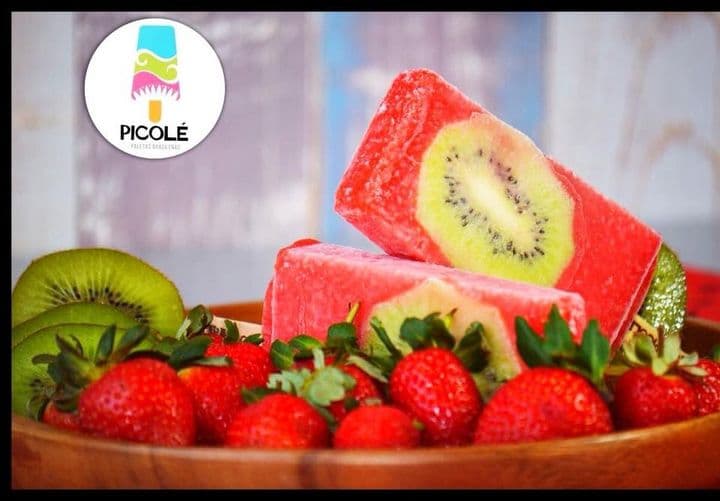 Paleta de Fresa con Kiwi