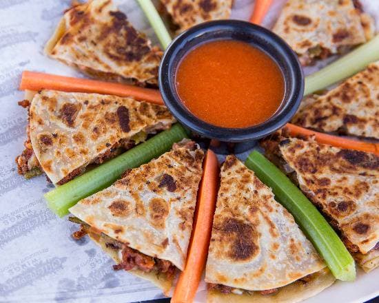 Quesadilla Sonora con Pollo