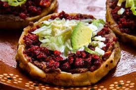 Sope con Guisado
