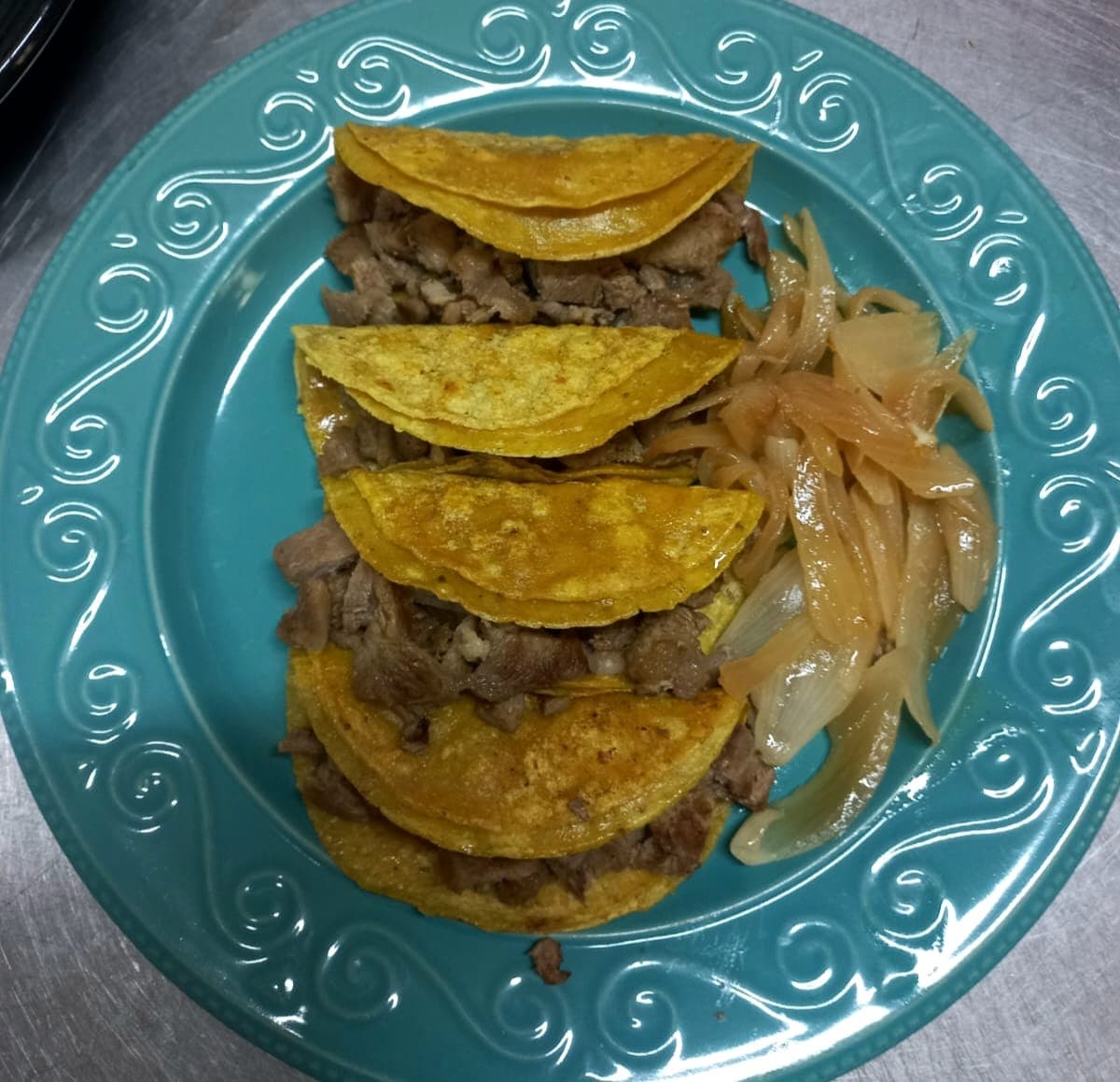 Tacos de carne asada