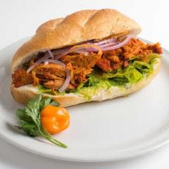 Baguette de Cochinita Pibil