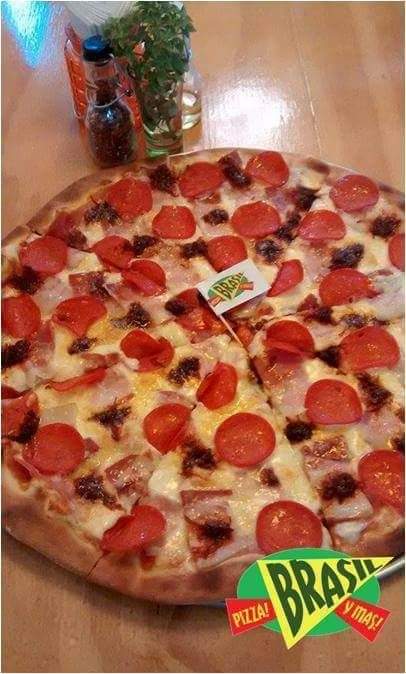 Pizza de 4 Carnes Familiar