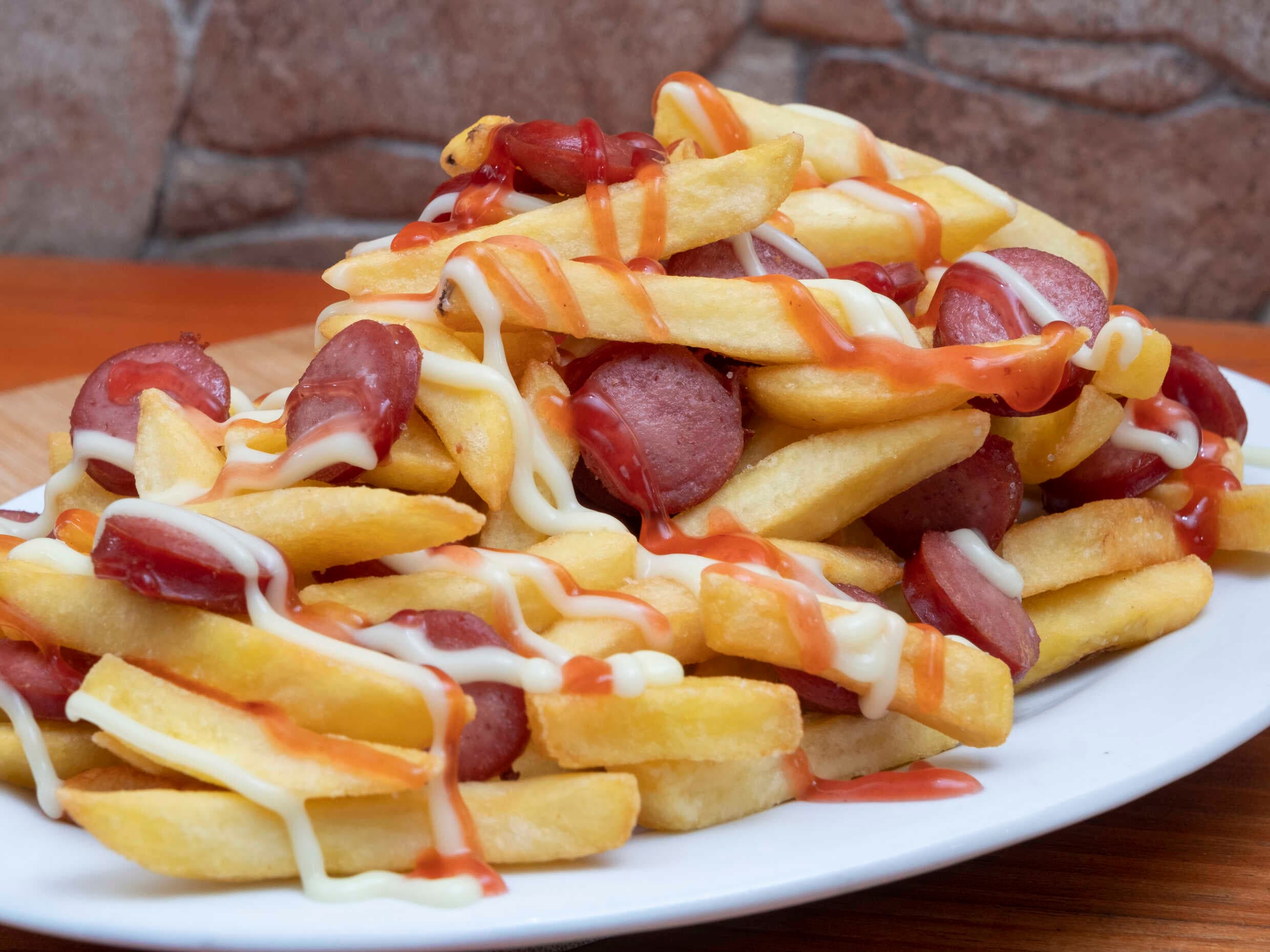 Salchipapas
