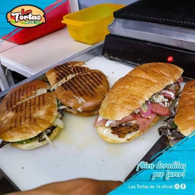 Torta de Pierna con Queso Hebra