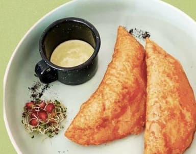 Empanada de Pabellón margariteño 1 pieza