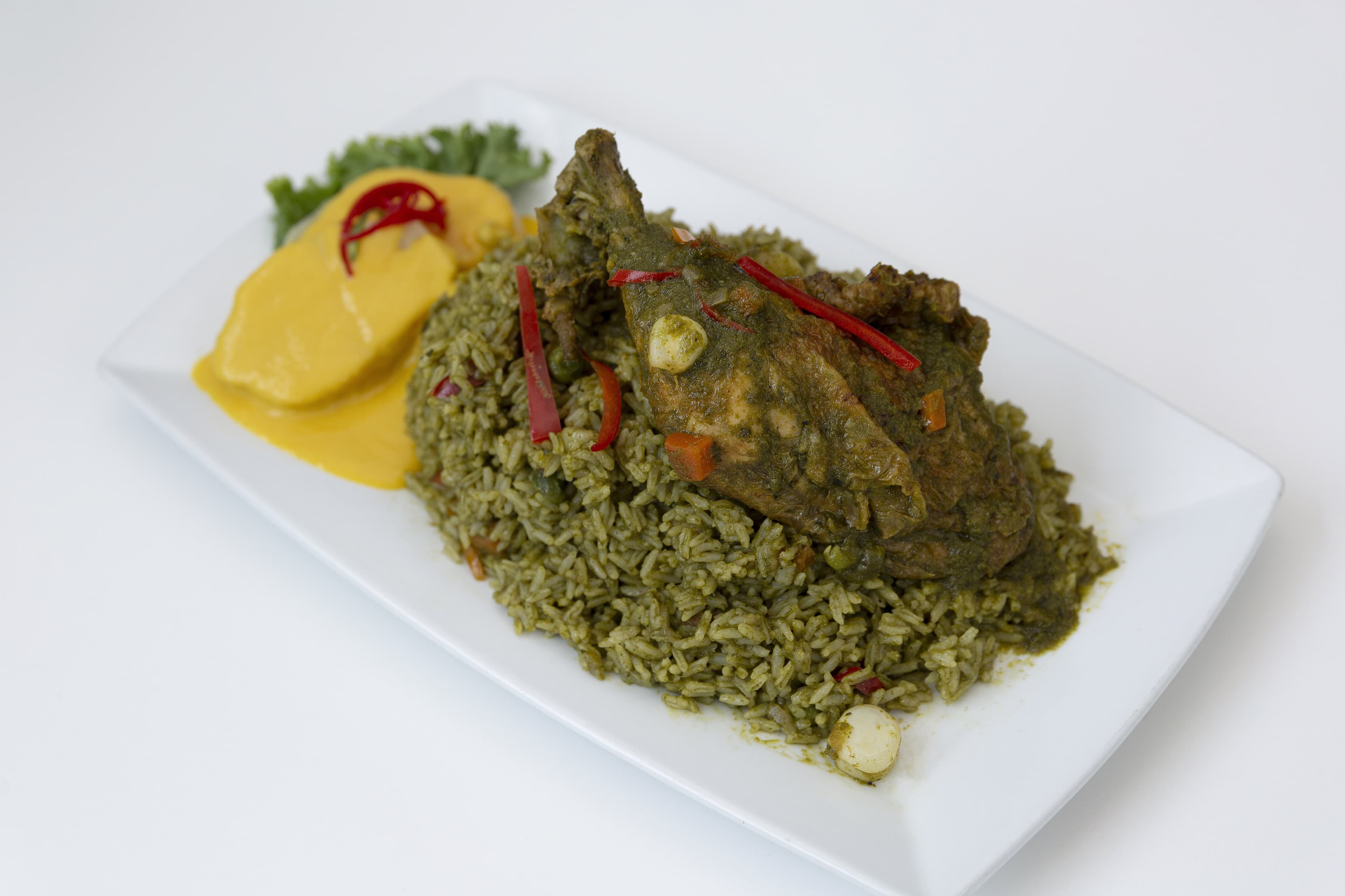 Arroz con Pollo más Bebida