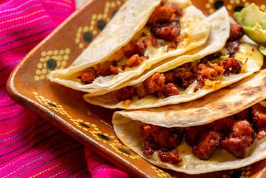 Quesadilla de Bistec Adobado