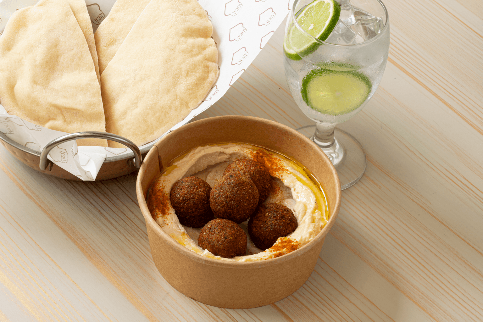 Combo Hummus con Kibbe + Gaseosa