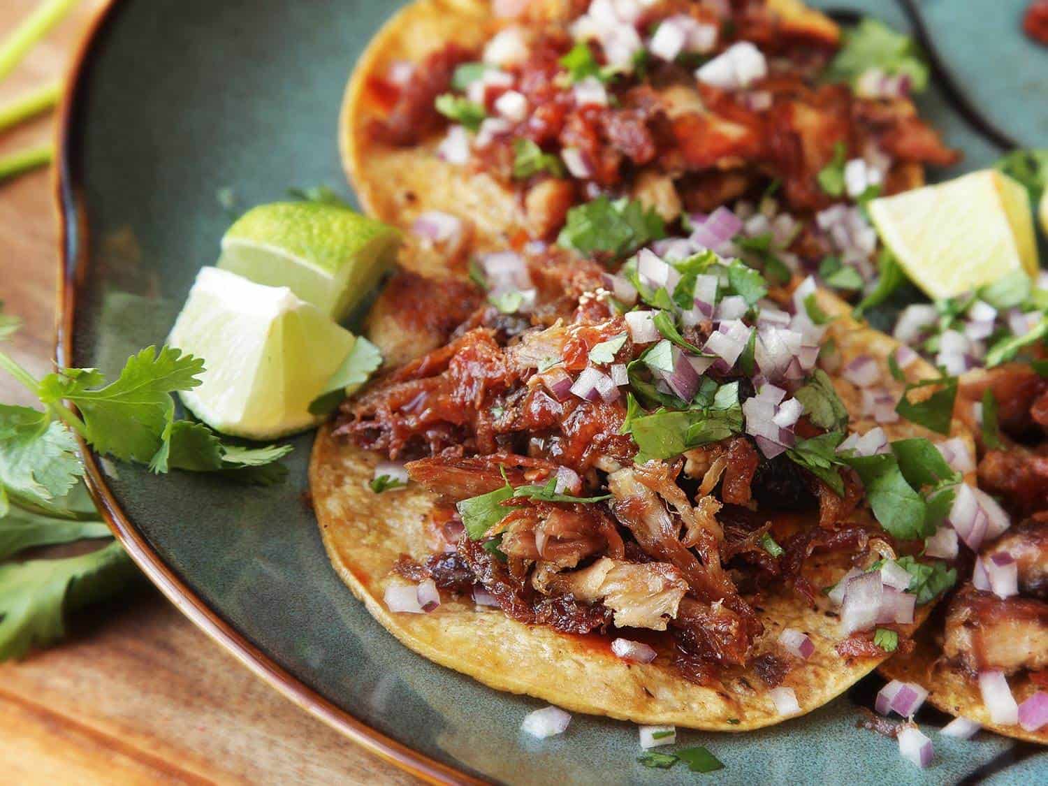 Combo tacos de surtida + Bebida