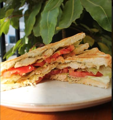 Sandwich filete de pollo.