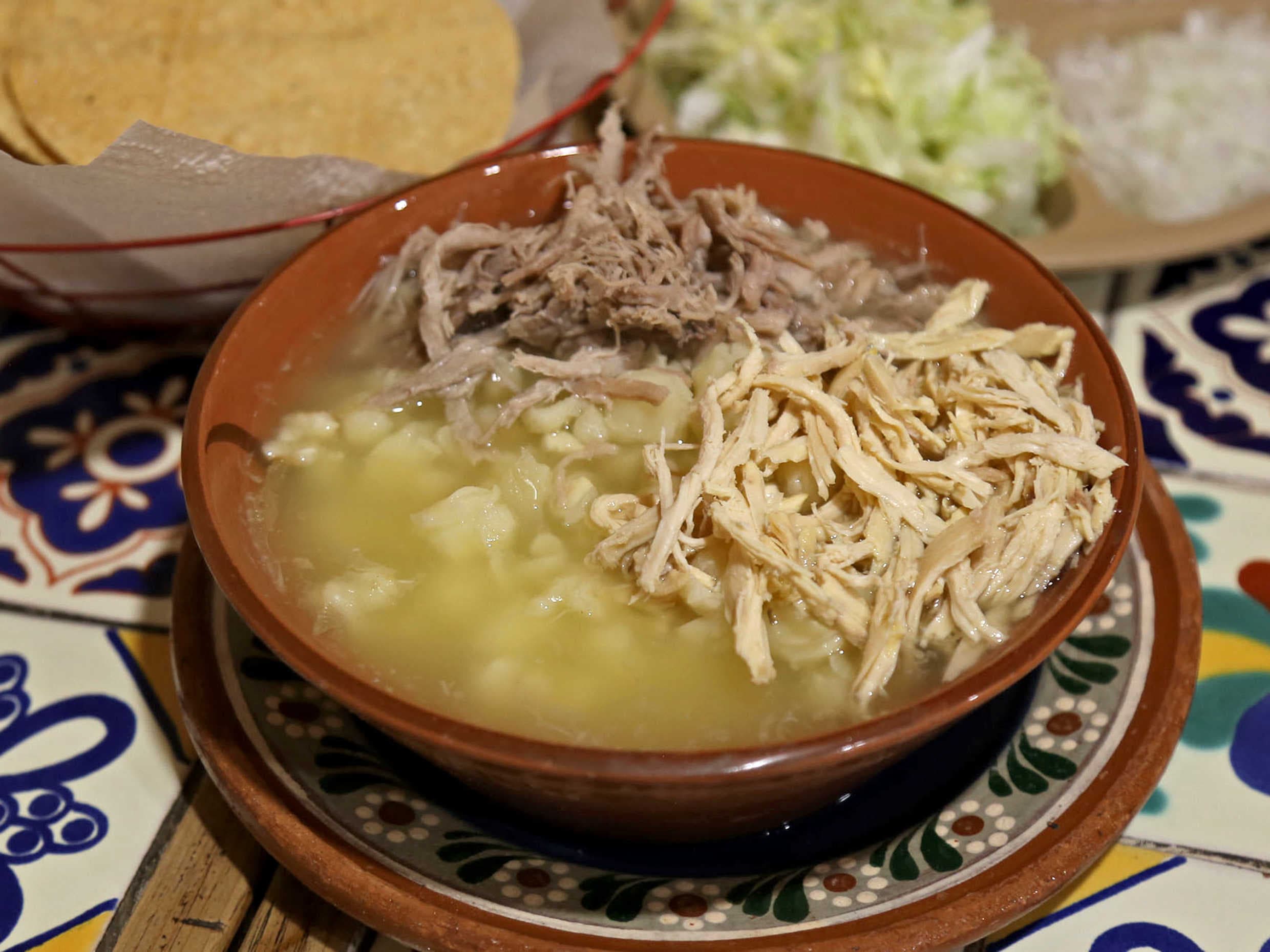 Pozole Blanco Grande