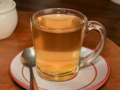 Té de limón caliente, 340 ml
