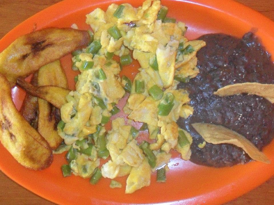 Huevos Revueltos con Ejotes