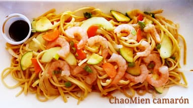 Chaomien-Yakisoba con doble Camarón.