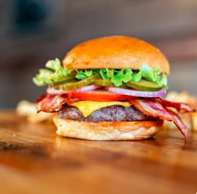 La Joven Angus Queso Tocineta