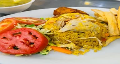 Combo: Arroz Mixto + Bebida