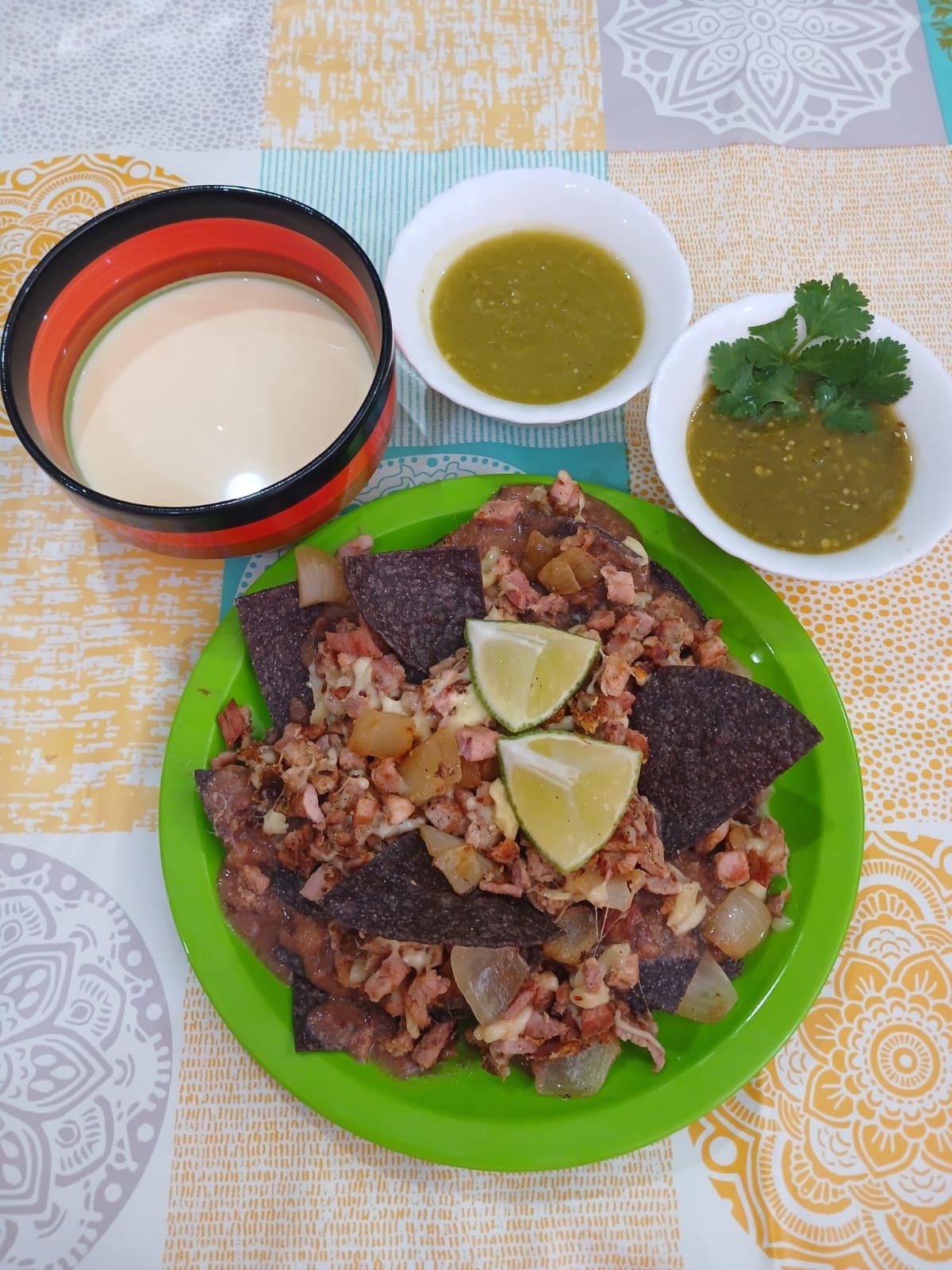 Nachos individuales + agua de sabor 500 ml