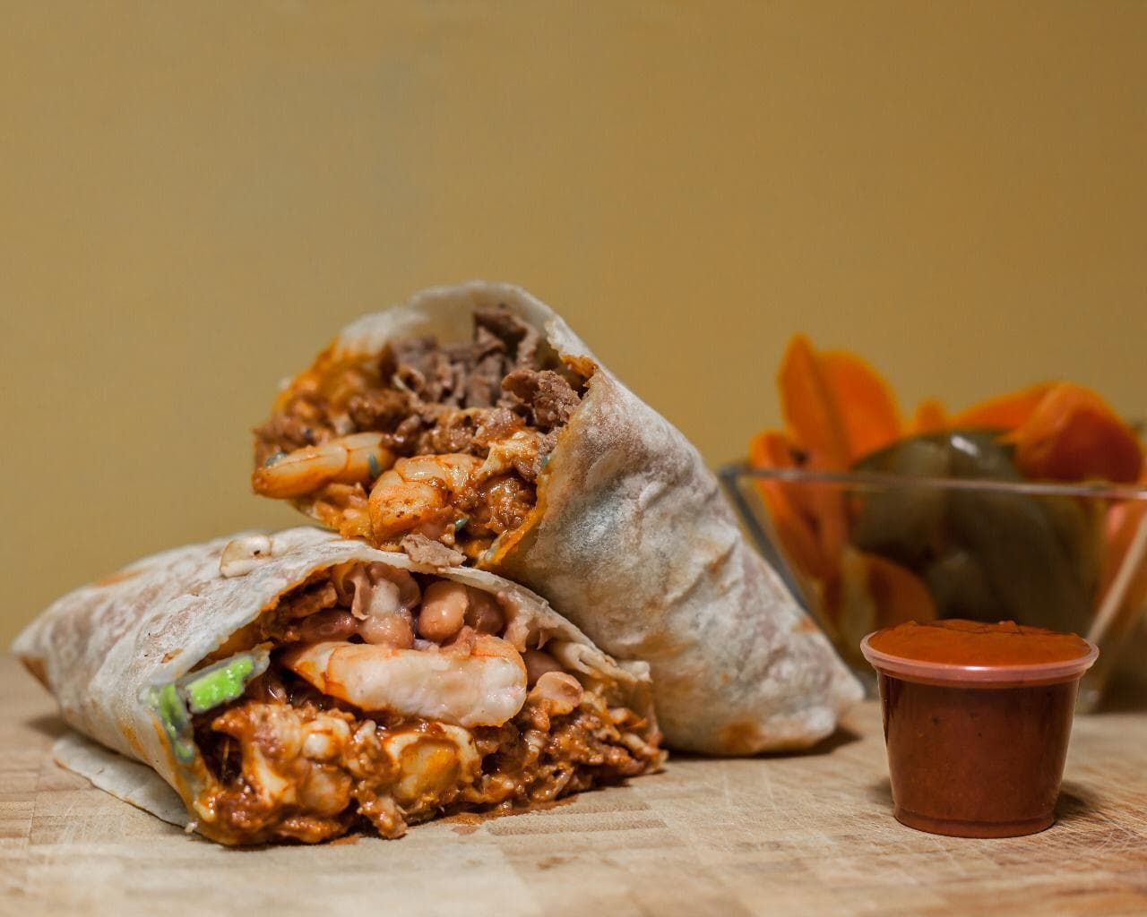Combo de Burrito Enchipotlado mas Soda Pepsi 400 m