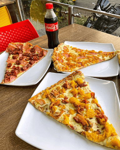 Porción Pizza Especial Sabor a Elección