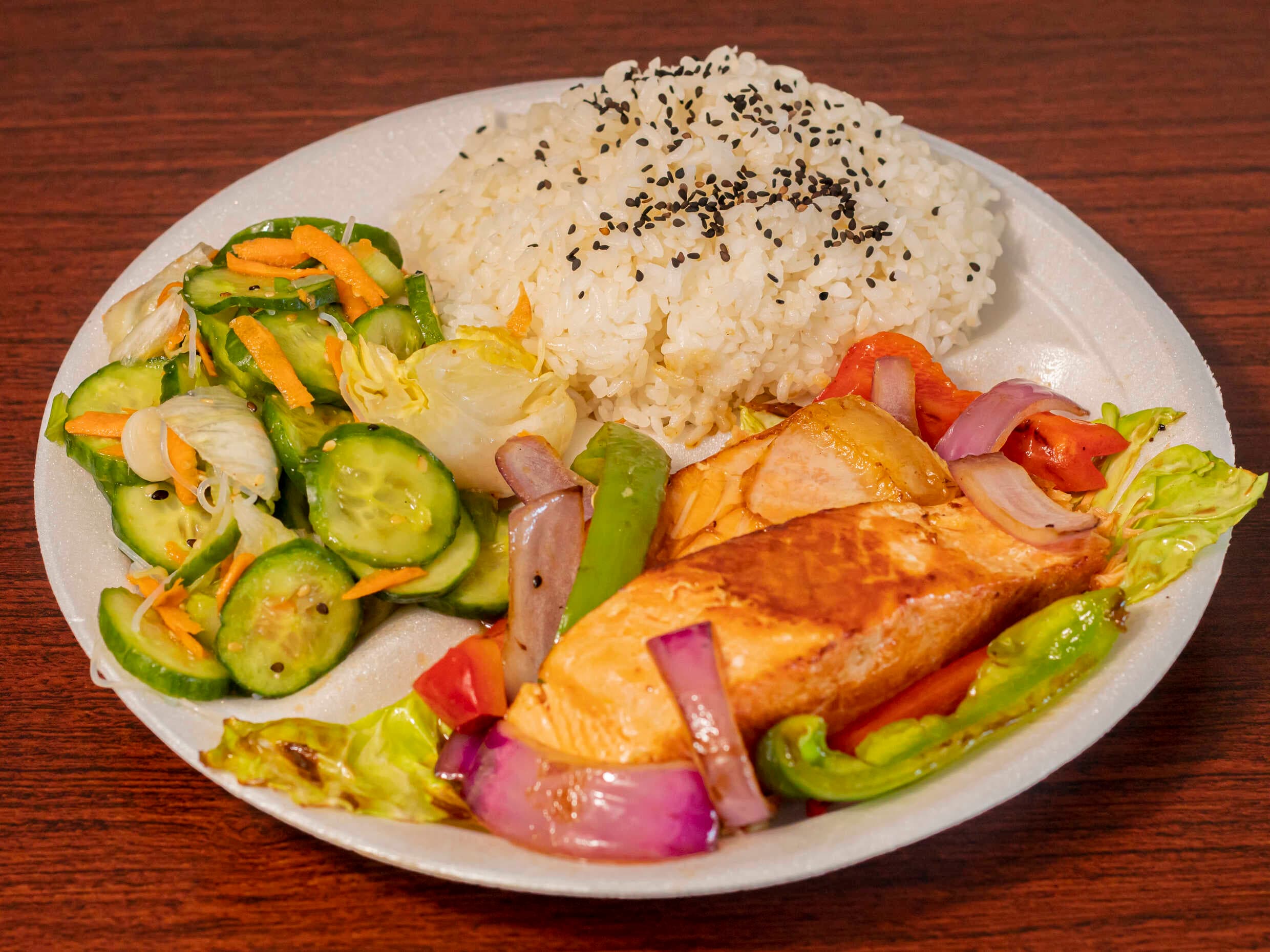 Combo - Teriyaki Salmón y Bebida